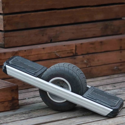 1825km ενήλικος μόνο ισορροπώντας Skateboard ροδών με τα φω'τα σπινθηρίσματος