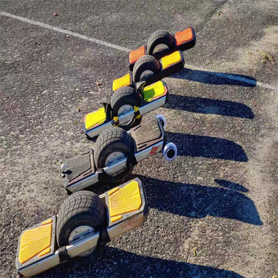 CE 18km 25km 10.5Ah ένα Skateboard 700W 13m/H ροδών