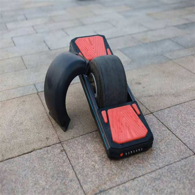 Να ξετυλίξει 10.5Ah 700W ένα ηλεκτρικό Skateboard 13m/H ροδών